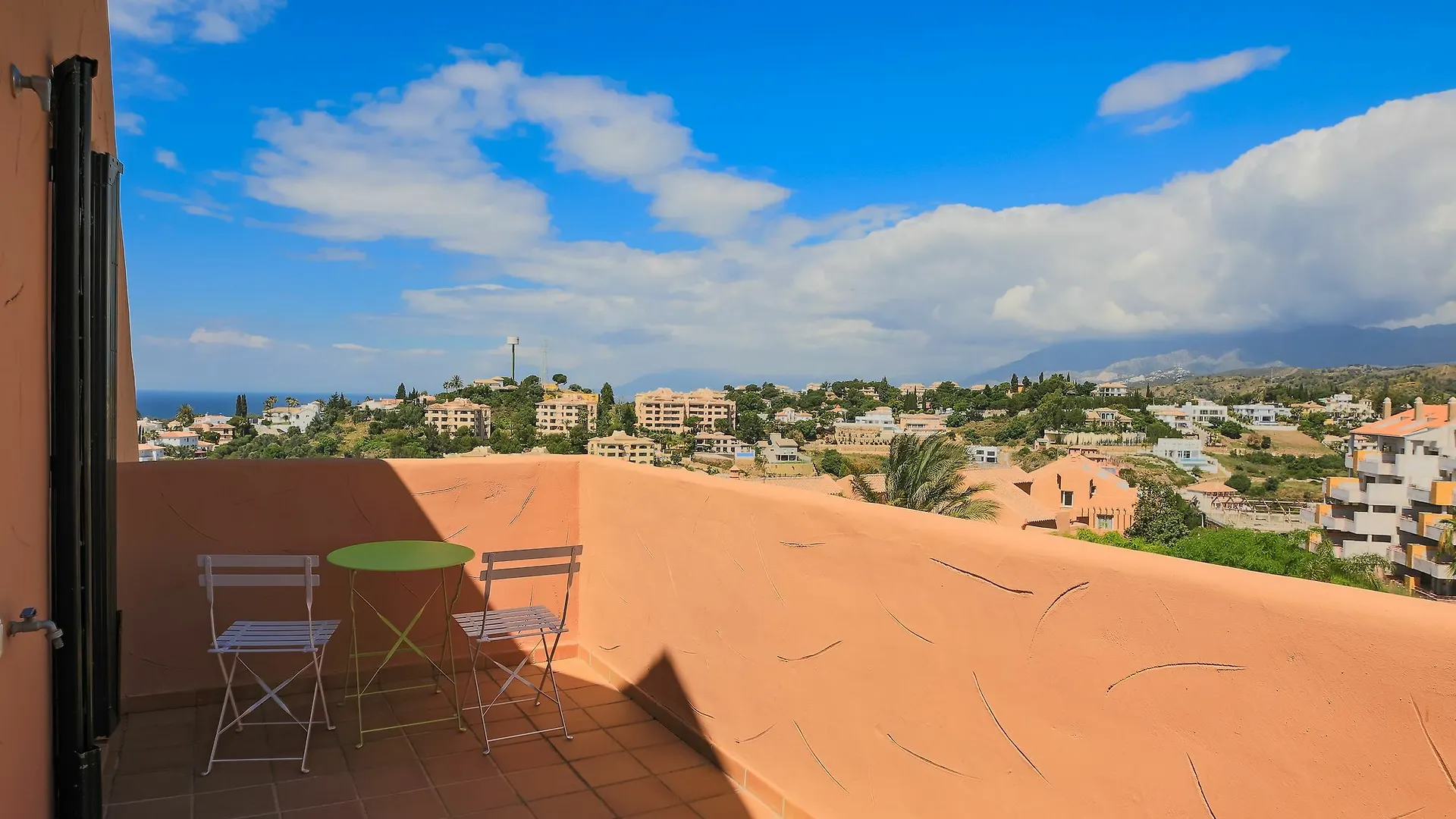 Elviria Marbella Luxury Penthouse Two Rooms Parking And Golf 0*,  西班牙