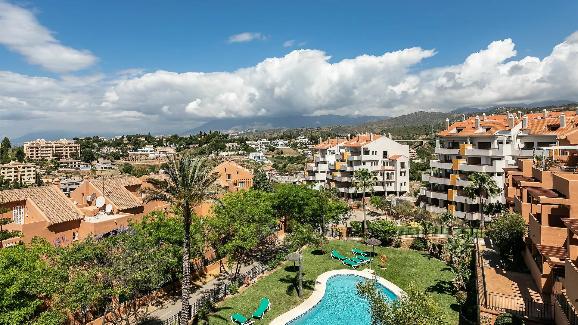 公寓 Elviria Marbella Luxury Penthouse Two Rooms Parking And Golf